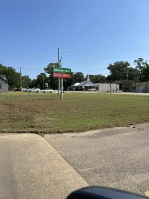 Howell’s Outdoors Logo