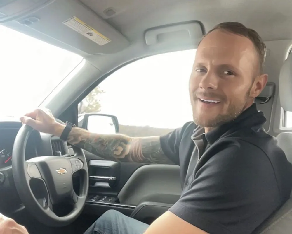 Trusted yard cleanup service experts serving McLoud, OK - Howes High & Tight Lawn Care Service