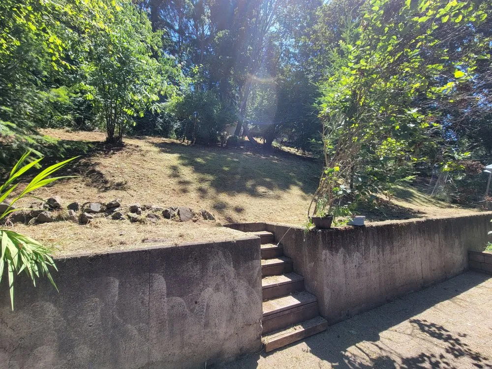 Affordable lawn care service for residential properties in Salem, OR by Howton Landscape Maintenance