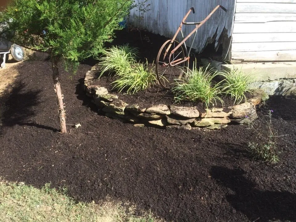 Reliable yard maintenance experts serving Hatfield, PA - Hoy's Landscaping