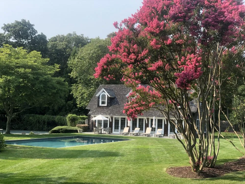 Reliable yard maintenance in Amagansett, NY by Hoyt Property Care