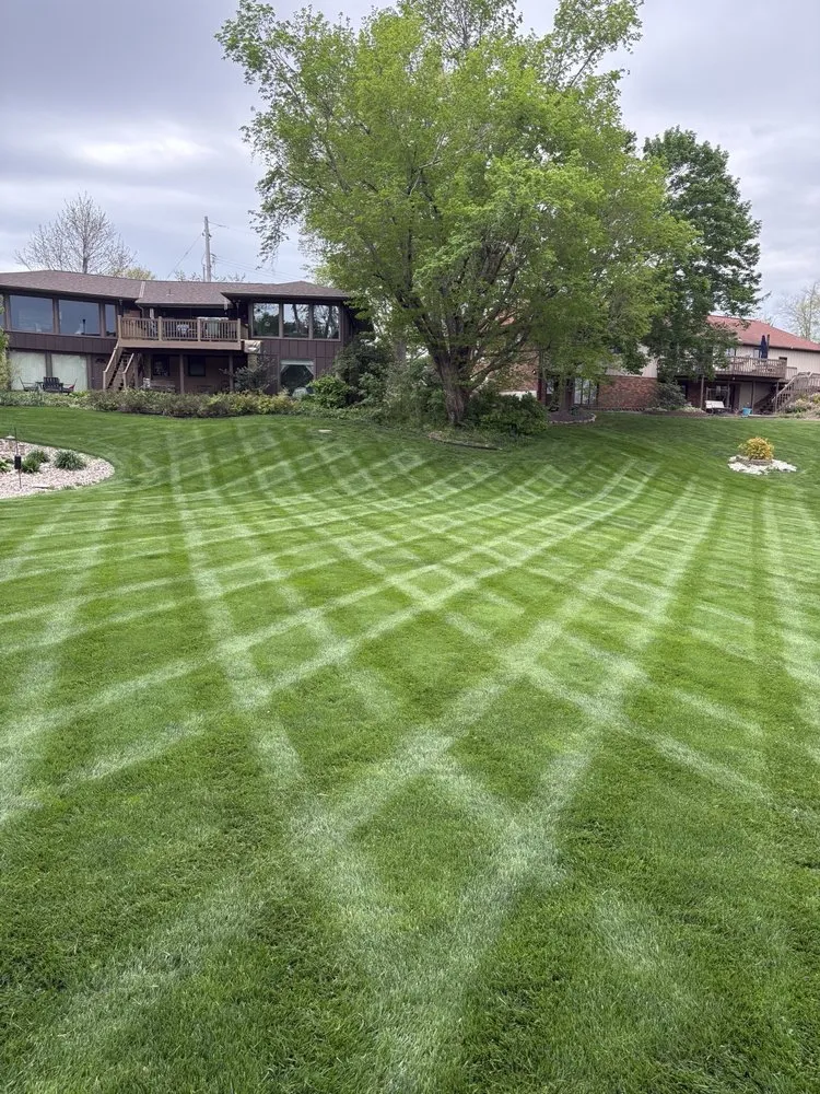 Top-rated yard maintenance for homes across Quincy, IL - Hoyt Property Maintenance