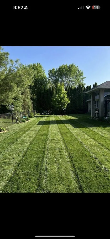 Reliable landscaping services experts serving Quincy, IL - Hoyt Property Maintenance