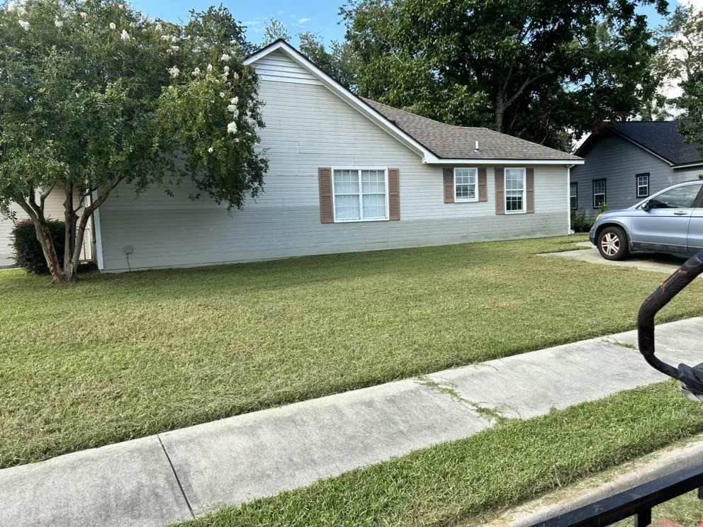 Professional outdoor landscaping for beautiful yards in Valdosta, GA by HP Mowing And Fencing