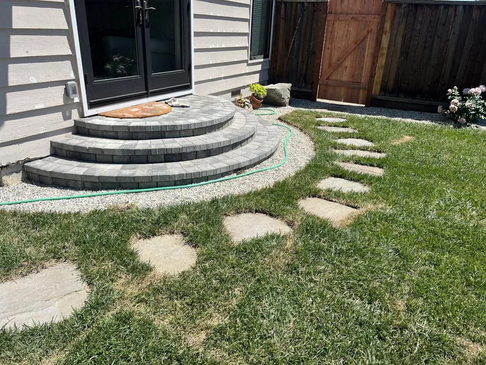 Expert garden landscaping in Sunnvale, CA by HR landscape & home improvement