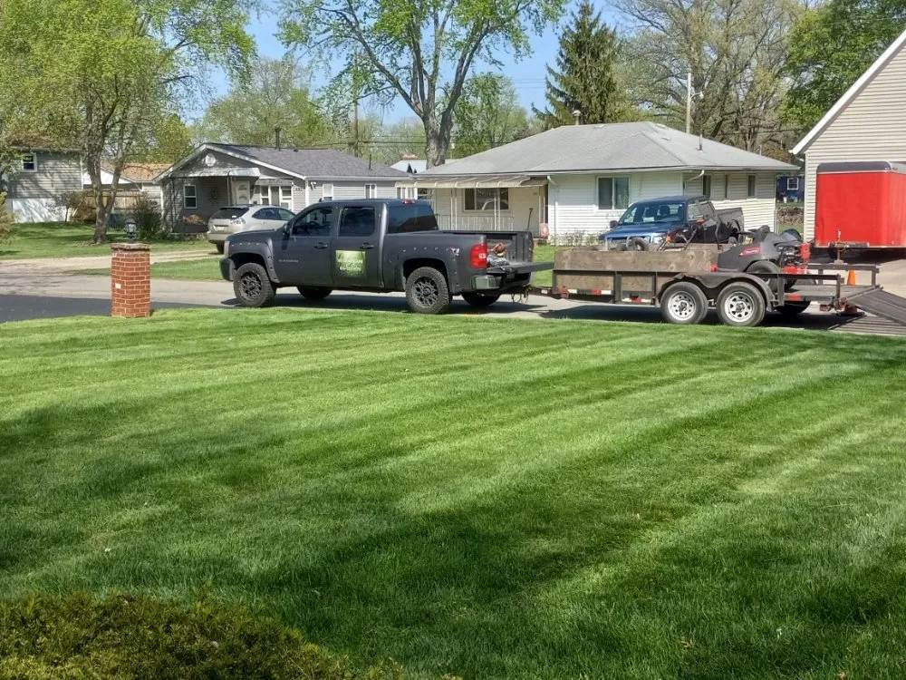 Trusted yard cleanup service experts serving Columbus, OH - HR Landscape