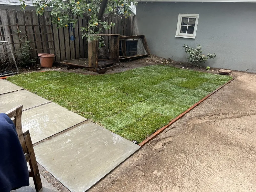 Reliable lawn mowing service in Los Angeles, CA - H&R Landscape