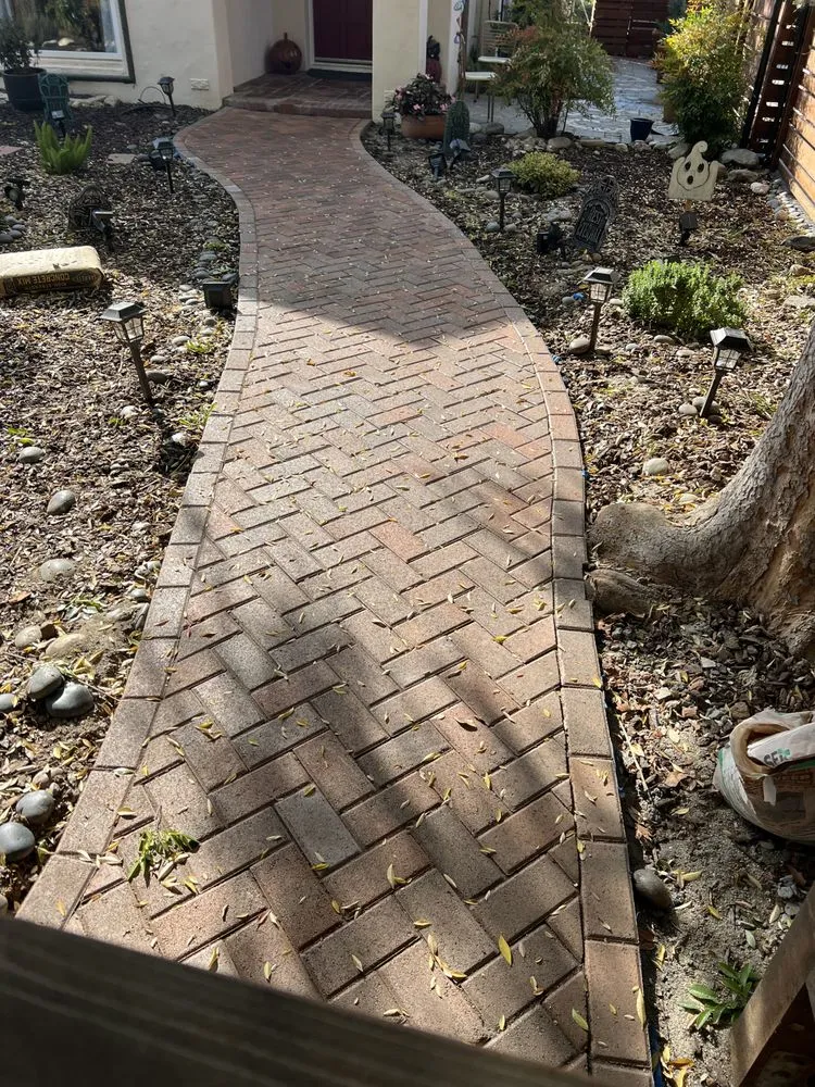 Custom garden landscaping for residential properties across Los Angeles, CA - H&R Landscape