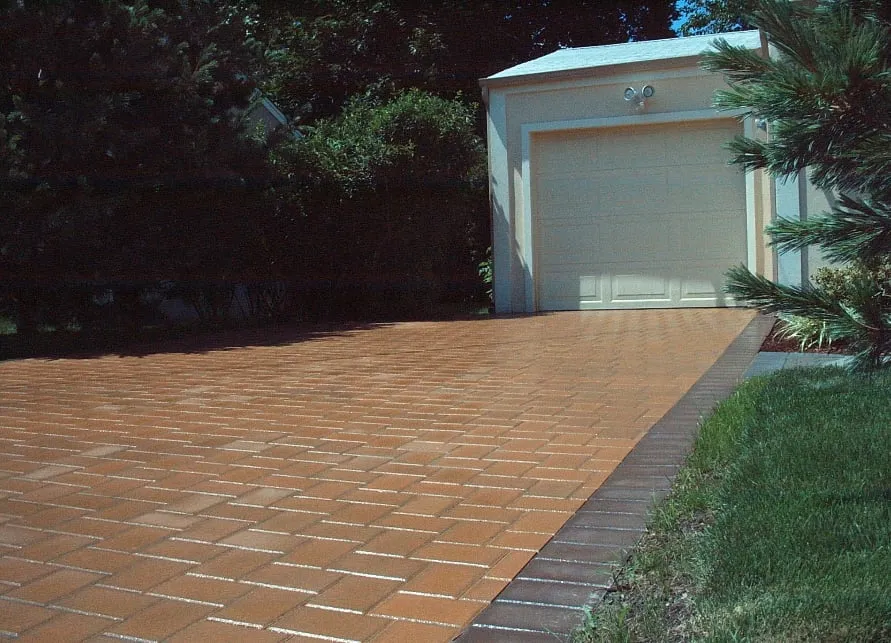 Trusted lawn care service experts serving Haledon, NJ - HR Landscaping