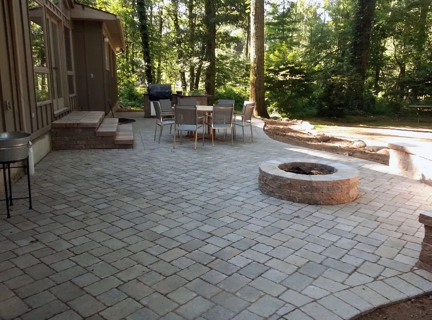 Local lawn care service for beautiful yards in Haledon, NJ by HR Landscaping