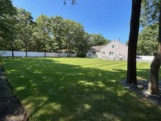 Reliable residential landscaping in Mastic, NY by H.R. Landscaping