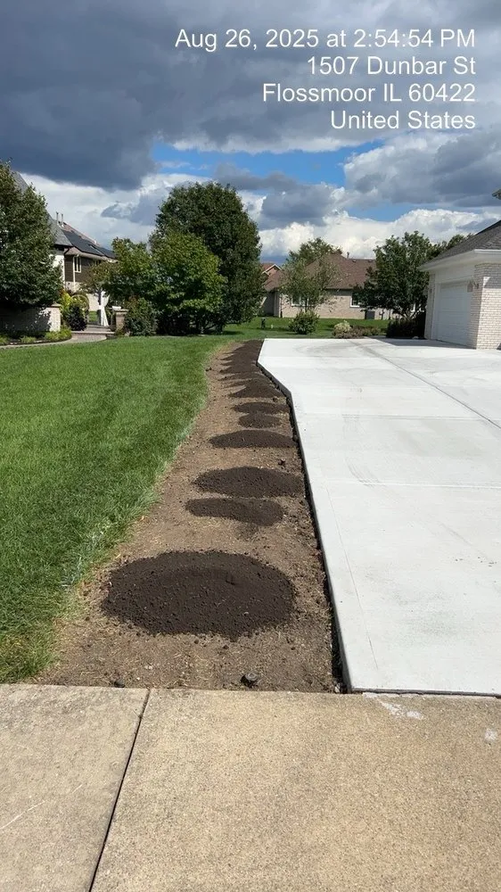 Trusted residential landscaping in Hammond, IN by HR Lawn & Landscape