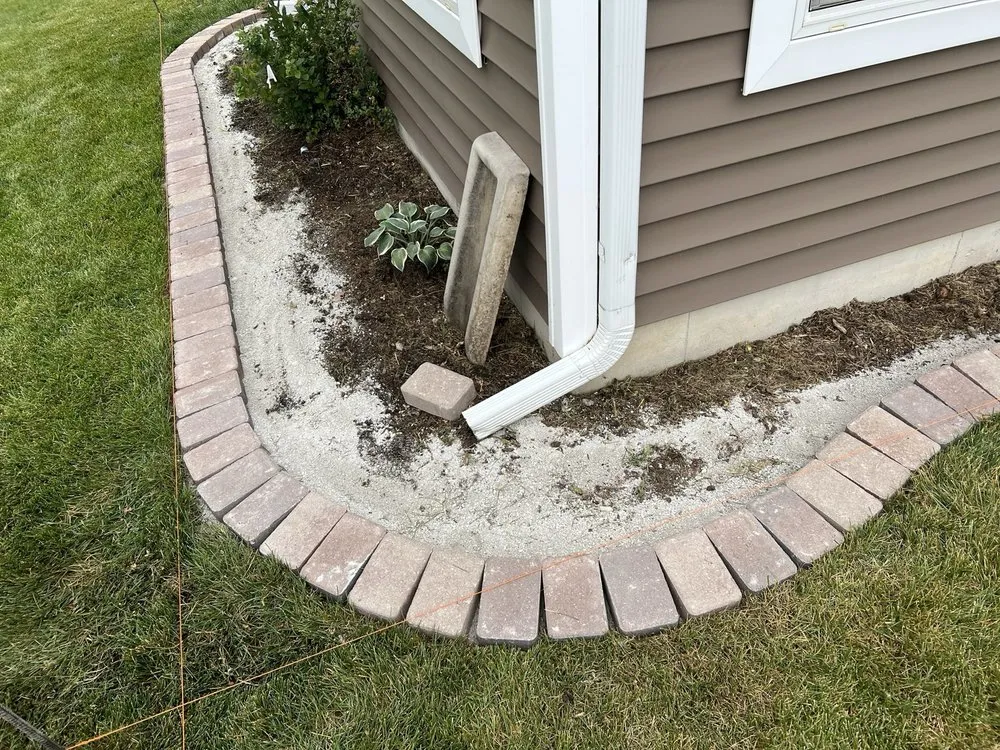 Reliable garden landscaping in Hammond, IN by HR Lawn & Landscape