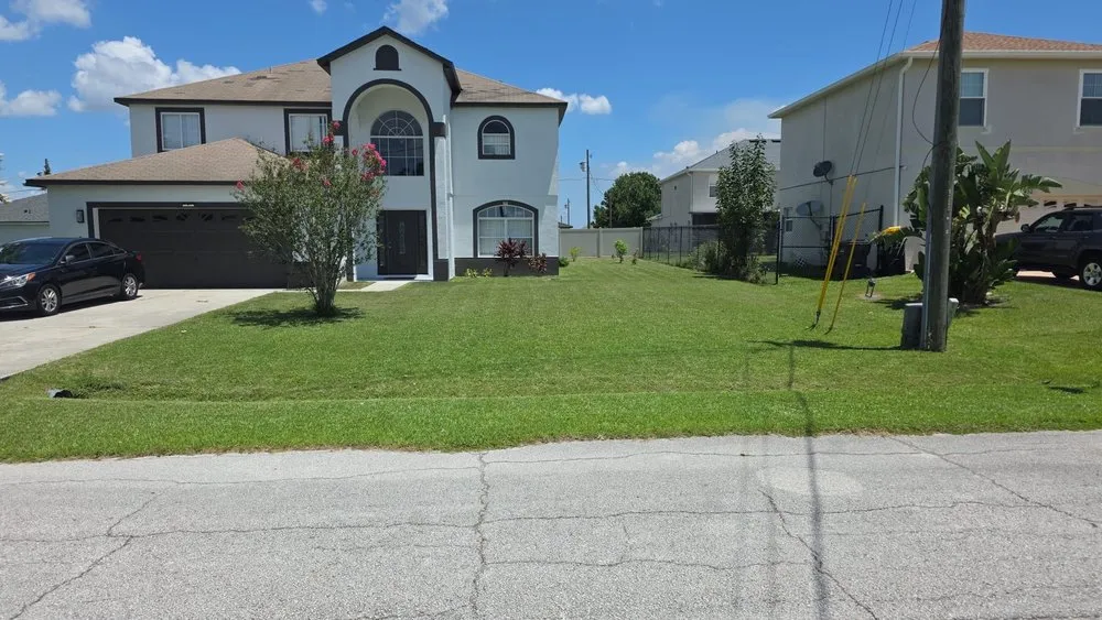 Reliable garden landscaping for residential properties in Orlando, FL by HR Lawn Care Services