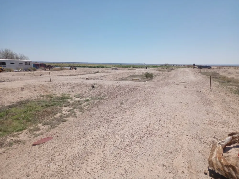 Affordable yard cleanup service in Dateland, AZ by HR Sunlimited