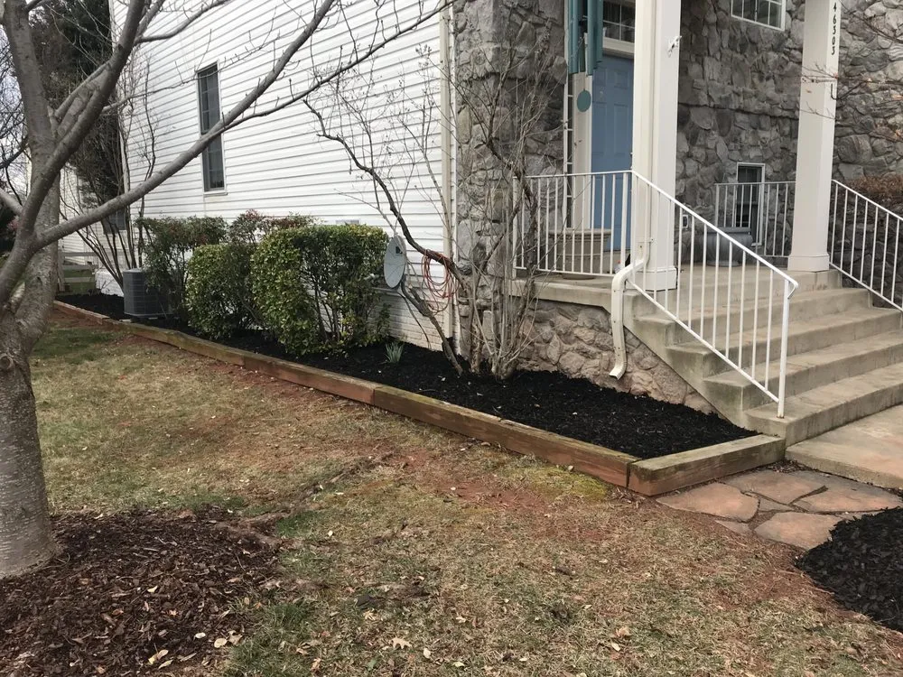 Top-rated residential landscaping for year-round maintenance across Leesburg, VA - Hrs Complete