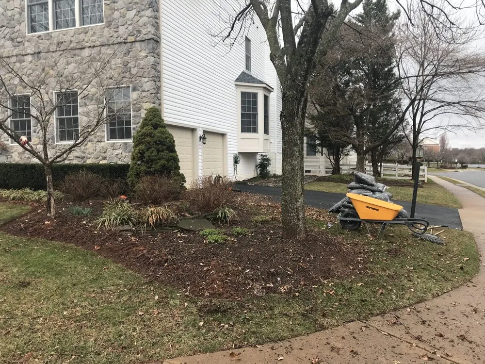 Trusted garden landscaping experts serving Leesburg, VA - Hrs Complete