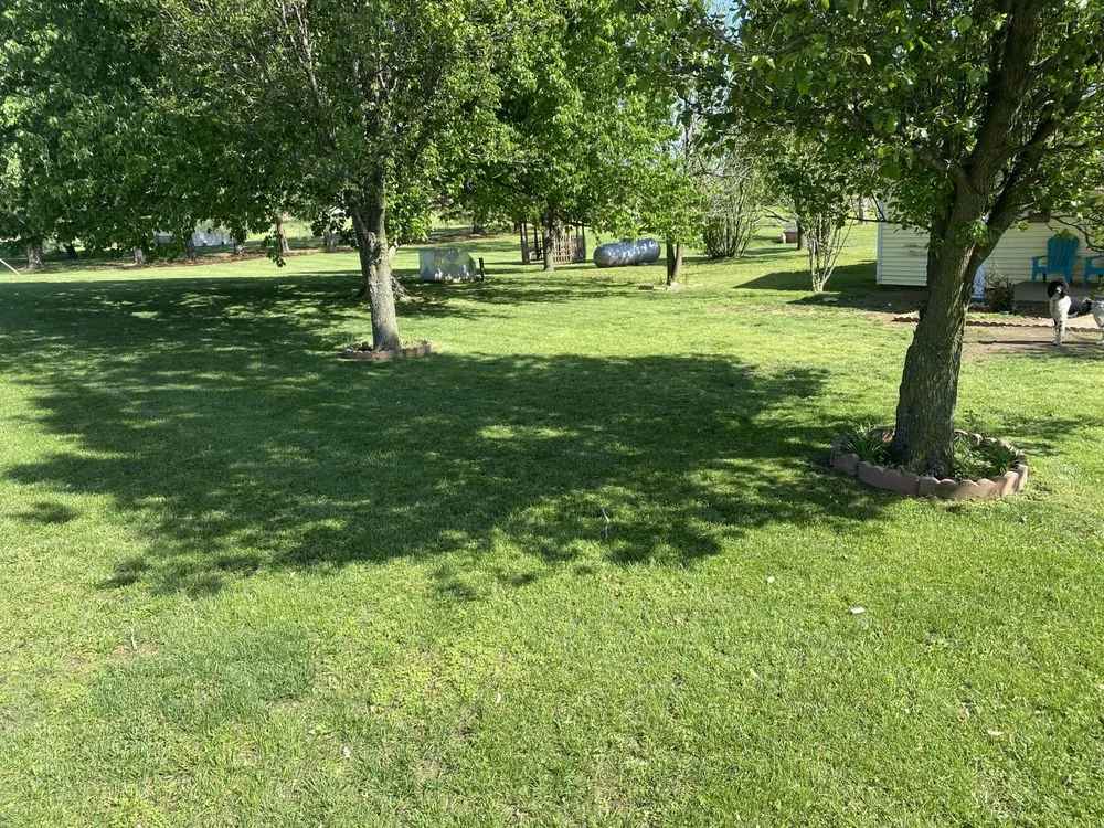 Expert residential landscaping in Calvert City, KY by H&S Lawn Care