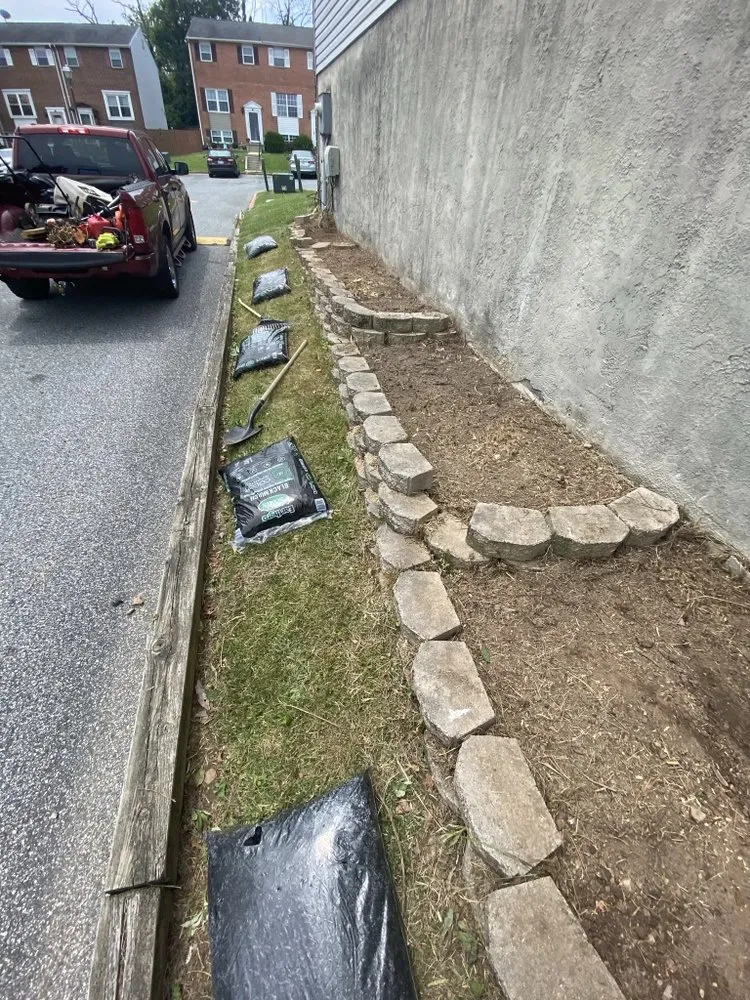 Reliable yard cleanup service experts serving Rosedale, MD - H’s Lawn Care