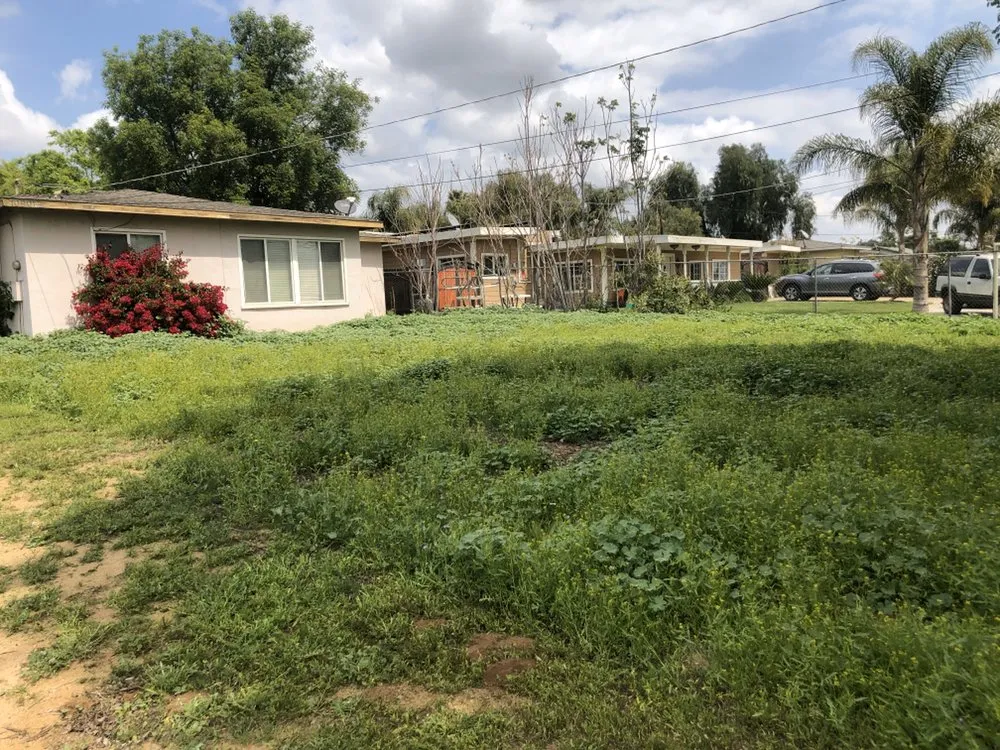 Top-rated yard cleanup service experts serving Riverside, CA - HS Lawn Maintenance