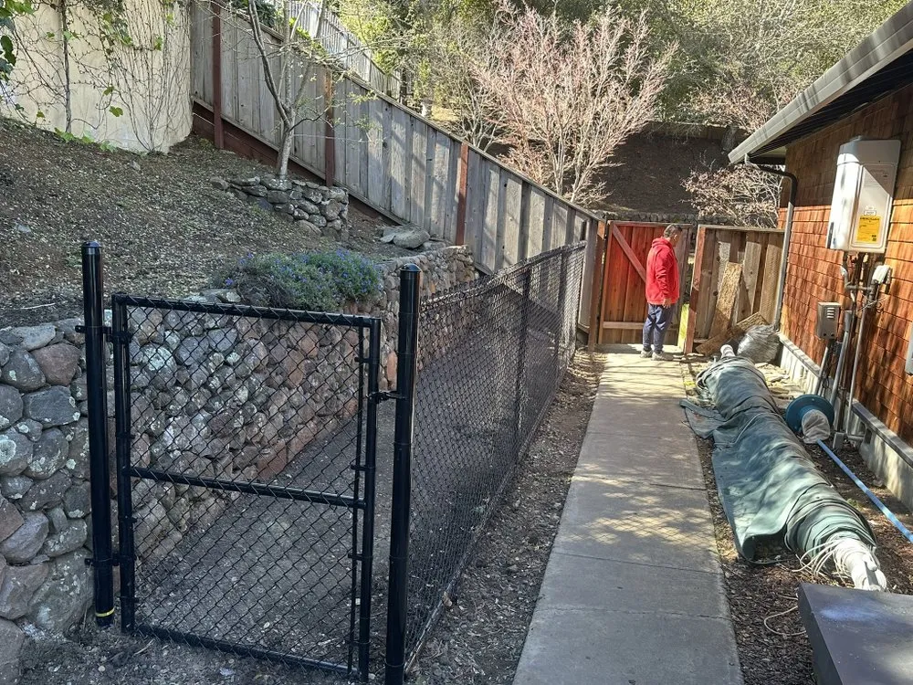 Local landscaping services in Redwood City, CA by HSDD Handyman & Electronics