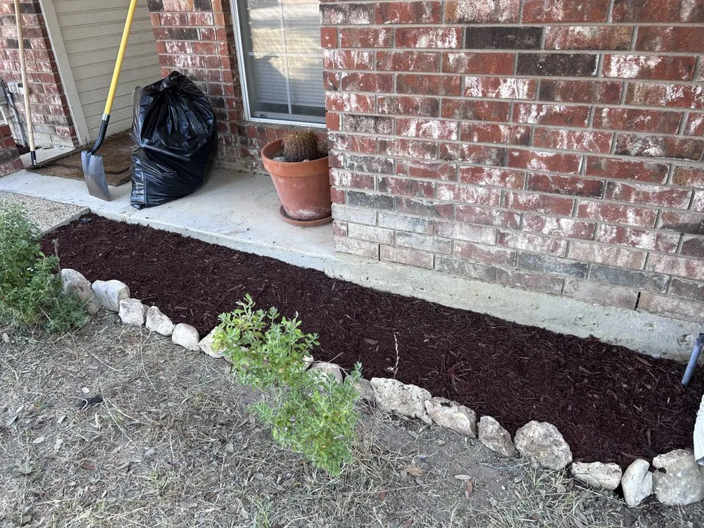 Trusted garden landscaping for beautiful yards in Gatesville, TX by HSH Landscaping