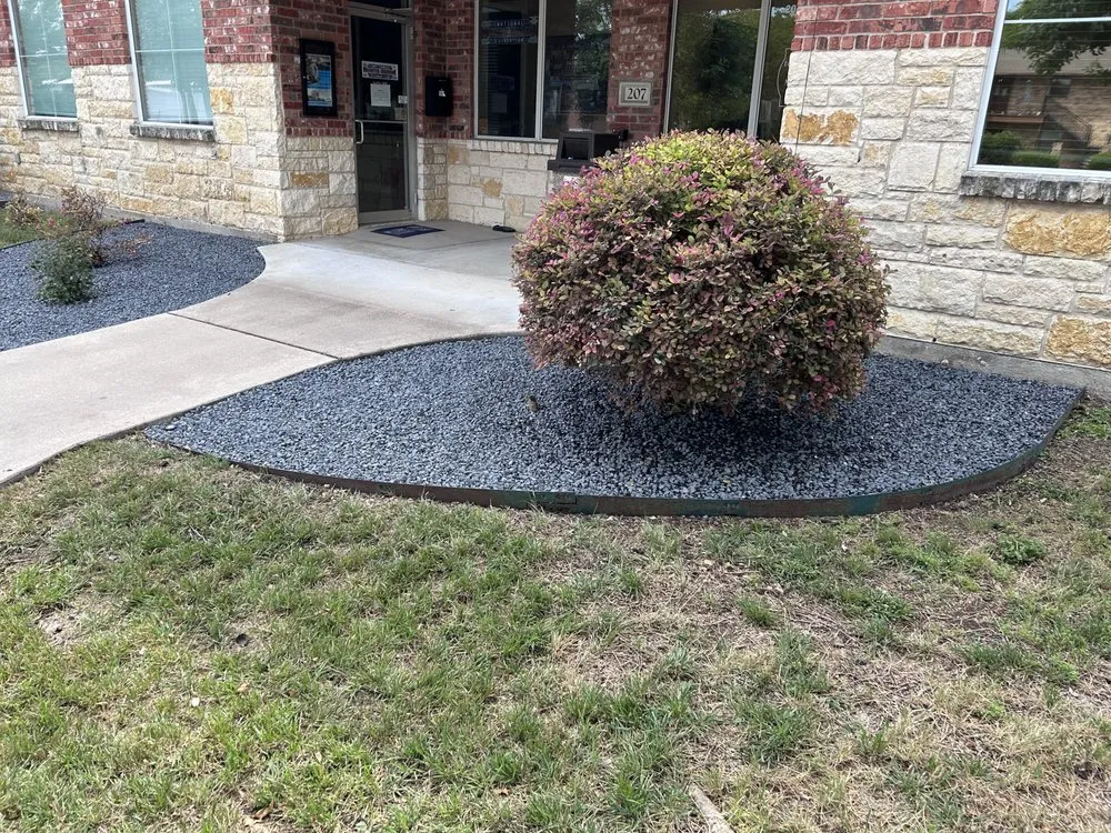 Local yard cleanup service in Gatesville, TX - HSH Landscaping