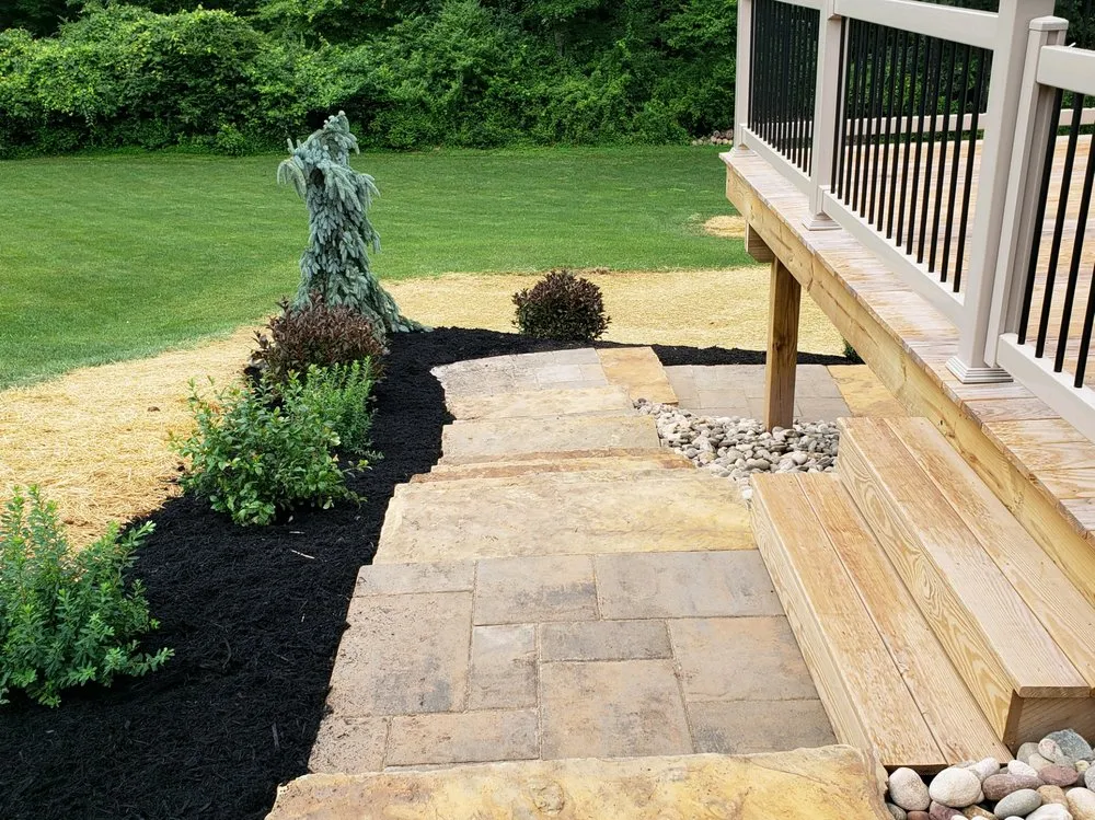 Custom yard maintenance in Dillsburg, PA by HSK Services