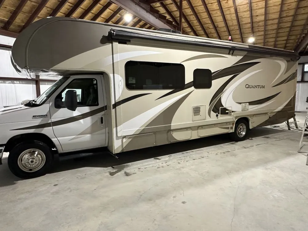 Local landscape installation for year-round maintenance in Patterson, LA by H&T Auto Detailing