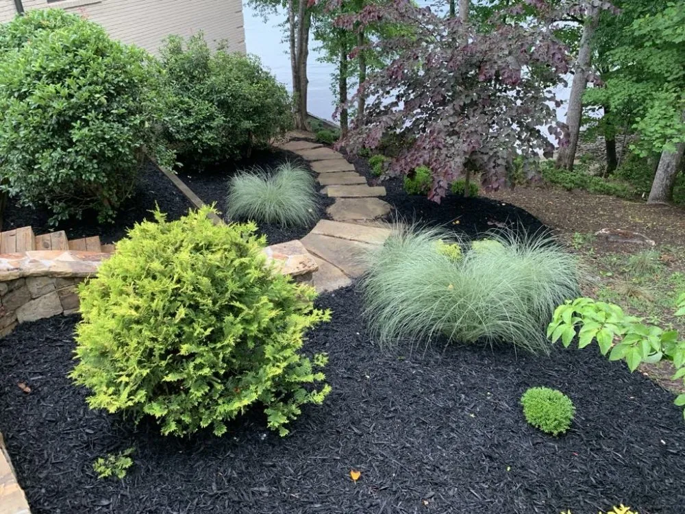 Top-rated outdoor landscaping experts serving Westminster, SC - H&T Landscaping And Construction