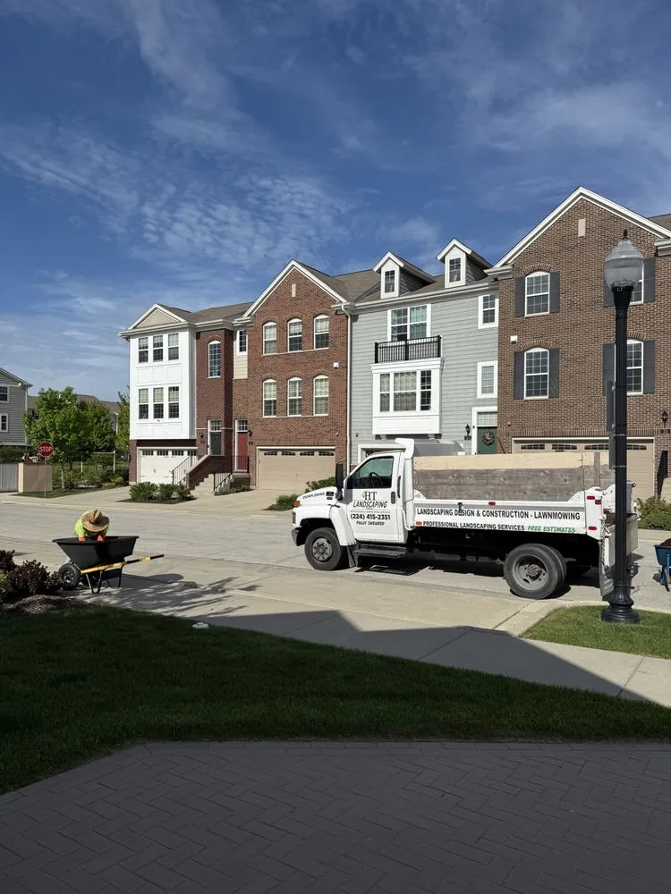 Expert residential landscaping in Crystal Lake, IL - HT Landscaping