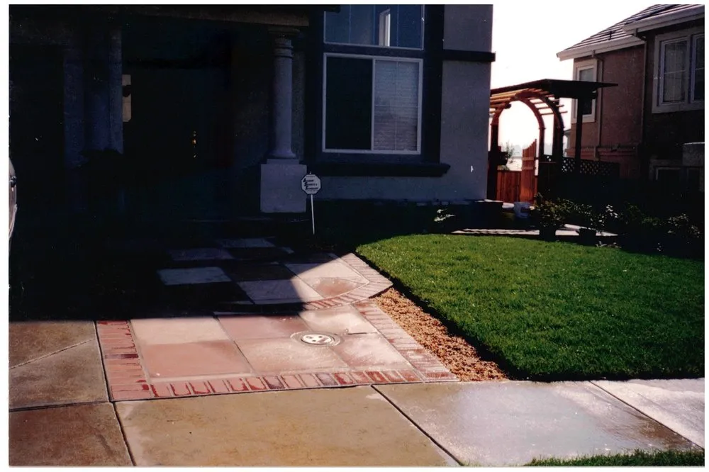 Local yard cleanup service experts serving Hayward, CA - HT Landscaping Services