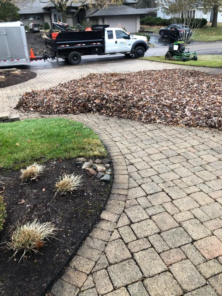 Expert landscaping services for beautiful yards in York, SC by Hub Landscape & Lawn Care