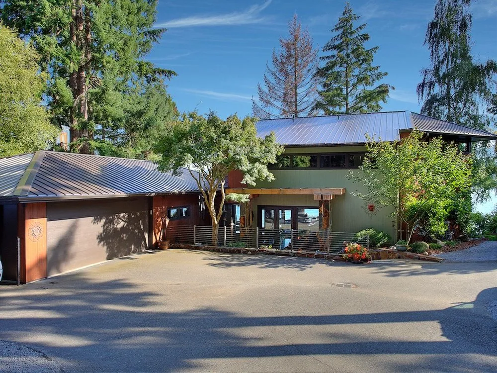 Affordable lawn care service in Port Orchard, WA by Hubbard's Landscape Services