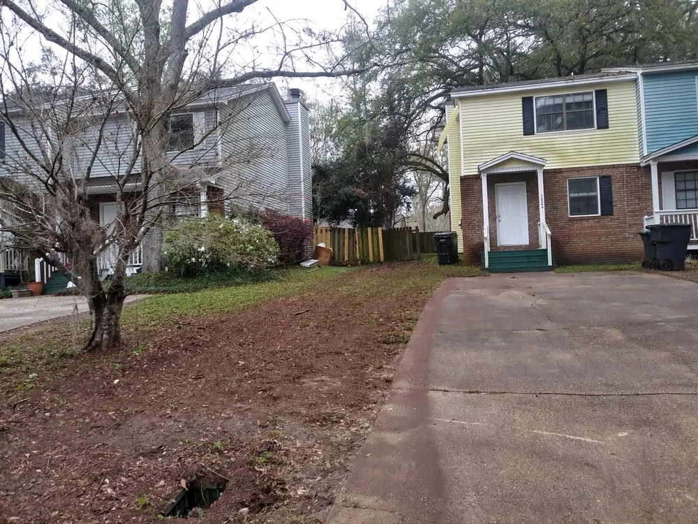 Professional garden landscaping in Tallahassee, FL by Hubbard's Lawncare