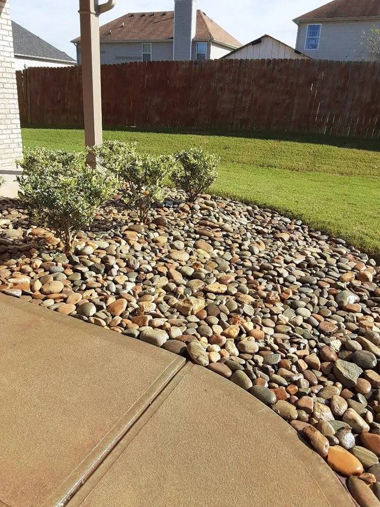 Expert yard maintenance for homes in Atlanta, GA by Hubertus Group