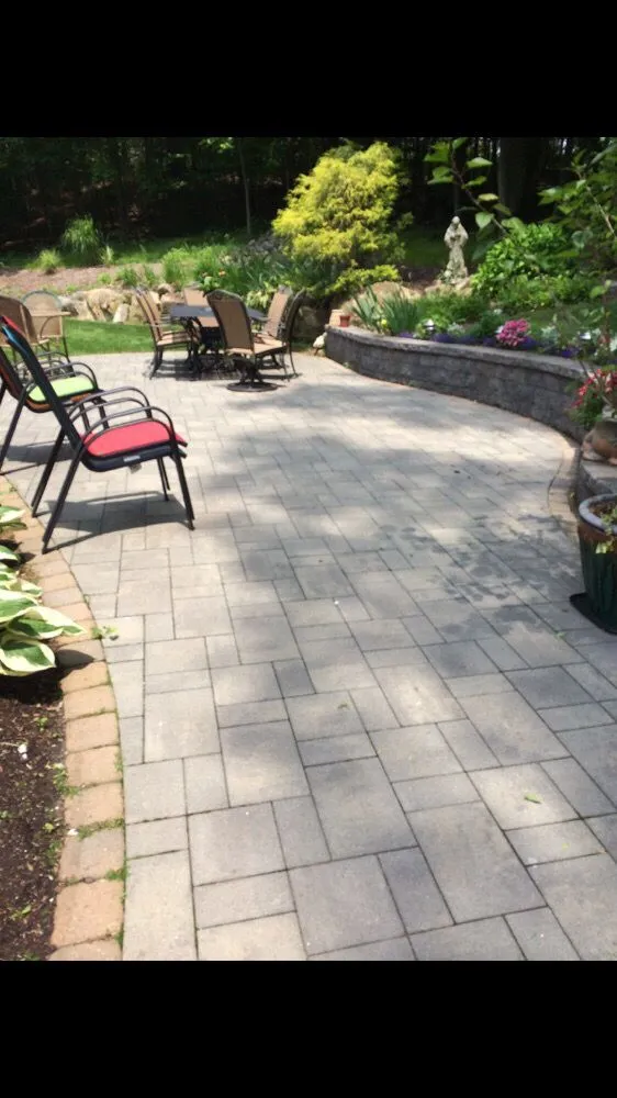 Custom landscape installation for beautiful yards in Wayne, NJ by Hubinger Landscaping
