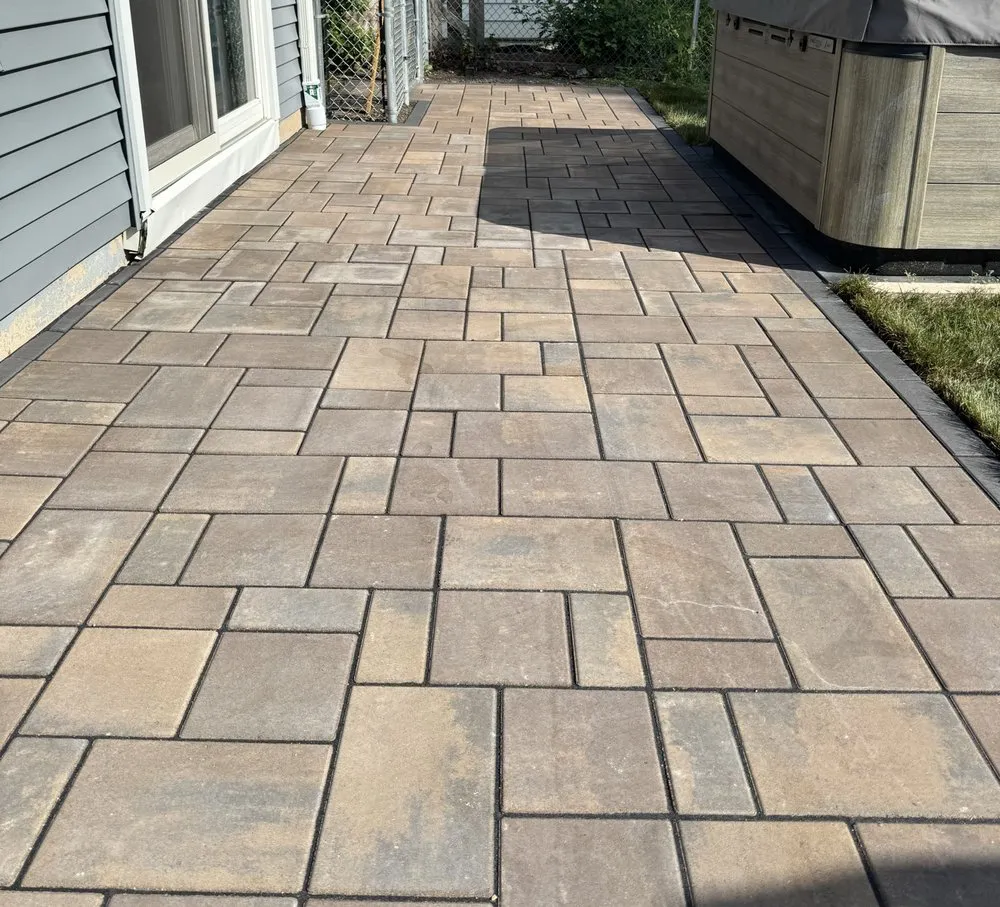 Local yard cleanup service for residential properties across Arlington Heights, IL - Hub's Landscaping