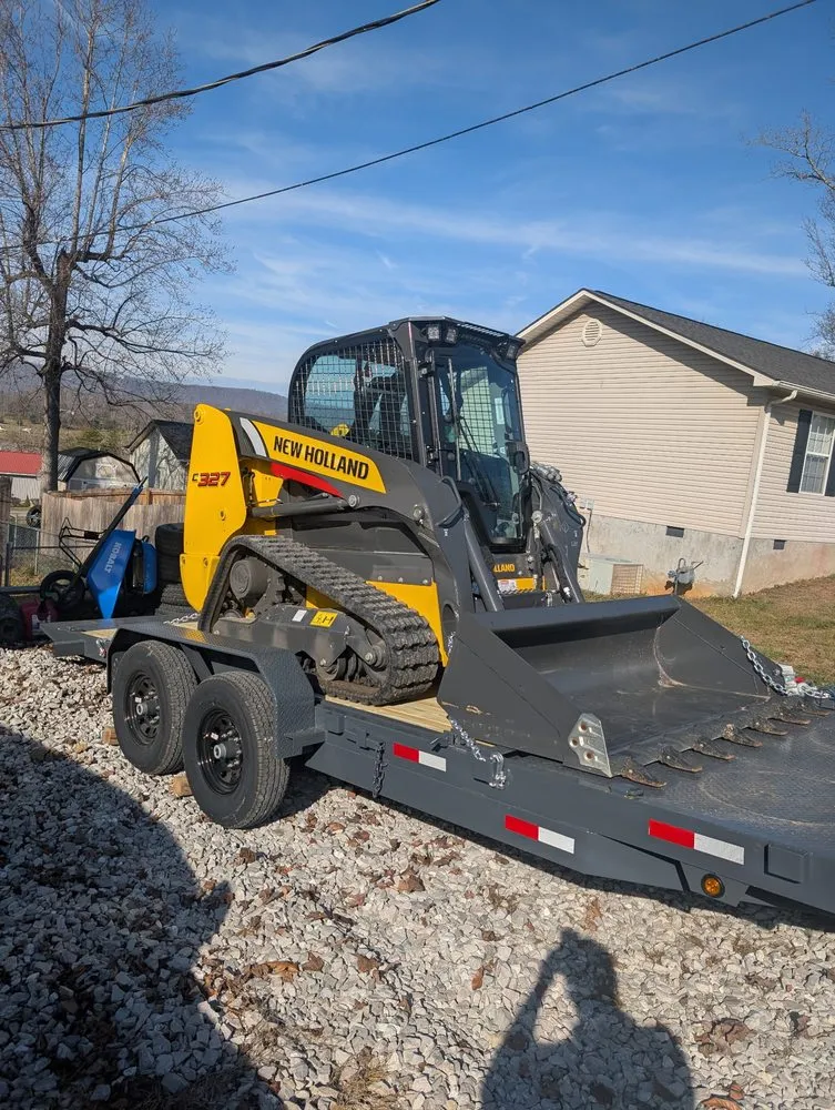 Professional outdoor landscaping for year-round maintenance across Jacksboro, TN - Huddleston Land Management