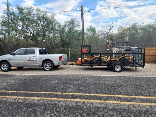 Huddlestons Pro Mowing