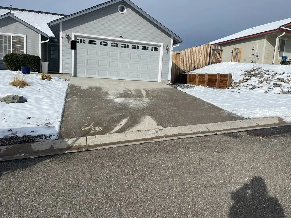 Custom yard cleanup service in Carson City, NV - Hudson Bells Paint & Landscape