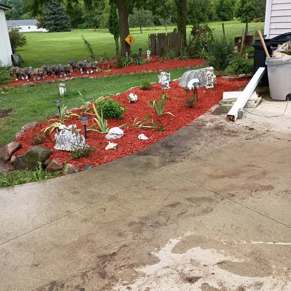 Reliable landscape installation in North Branch, MI by Hudson Hauling And Junk Removal