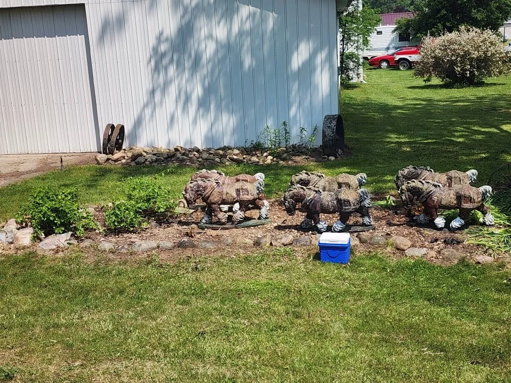 Trusted garden landscaping in North Branch, MI - Hudson Hauling And Junk Removal