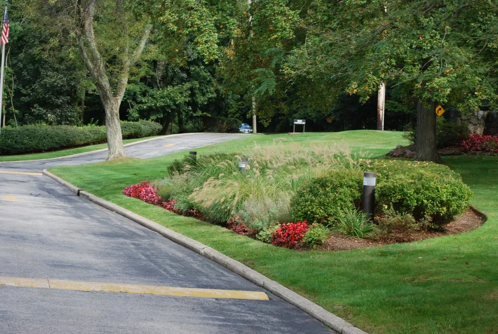 Reliable garden landscaping in Pound Ridge, NY - Hudson Landscape Contractors & Tree Care Specialists, Inc.