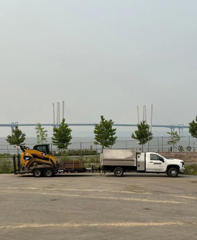 Affordable lawn mowing service experts serving Pound Ridge, NY - Hudson Landscape Contractors & Tree Care Specialists, Inc.