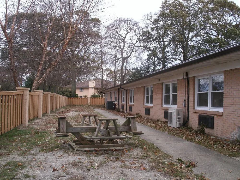 Affordable yard cleanup service with custom design in Brick, NJ by Hudson Landscaping