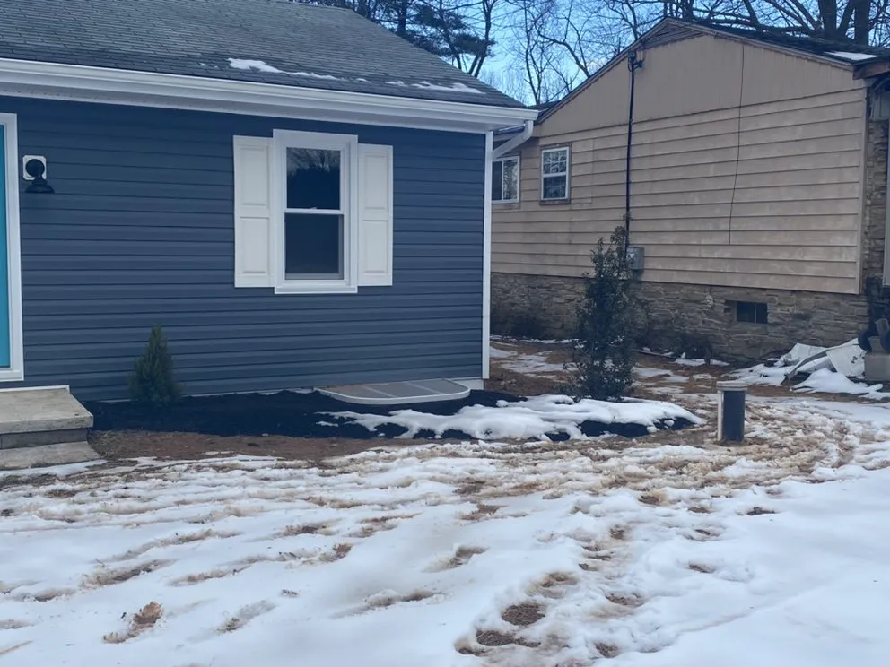 Custom yard cleanup service in New Market, MD by Hudson Landscaping