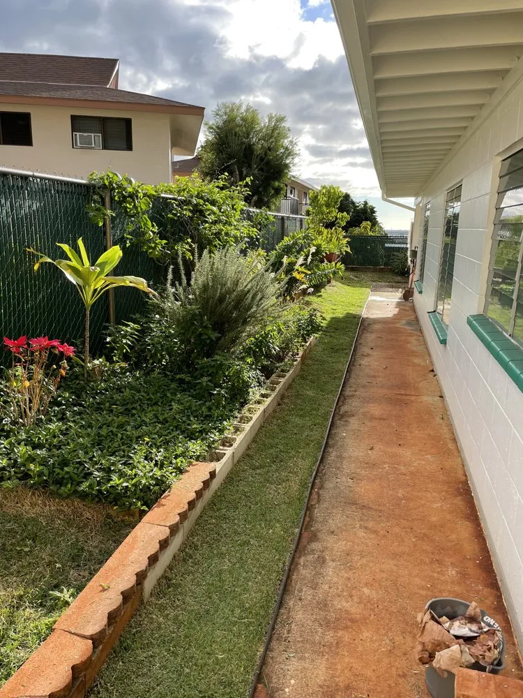 Reliable outdoor landscaping in Aiea, HI by Hudson Lawn Care Hawaii