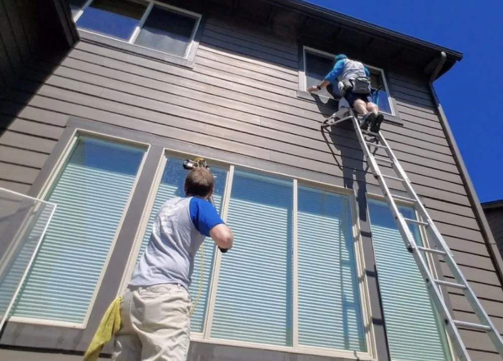 Reliable lawn care service in New York, NY - Hudson Shine Cleaning