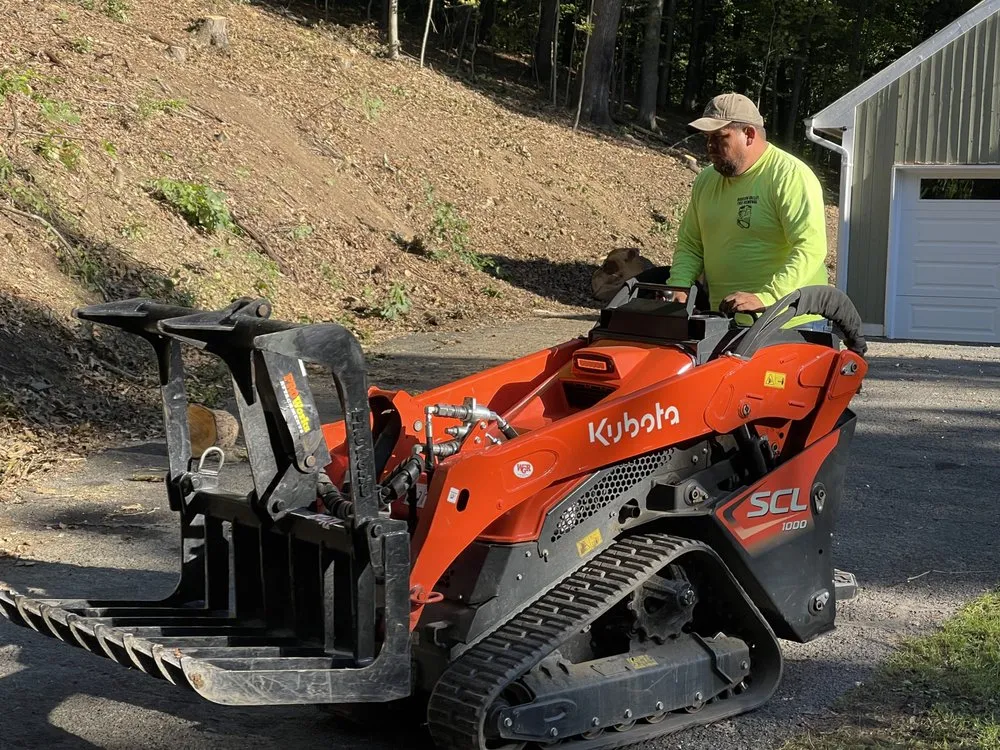 Reliable yard cleanup service for year-round maintenance in Middletown, NY by Hudson Valley Tree Removal